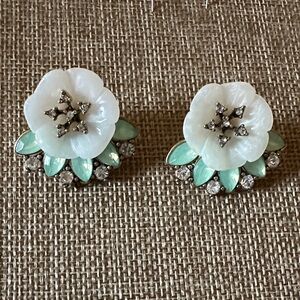 Plunder Floral Earrings with White and Mint Accents